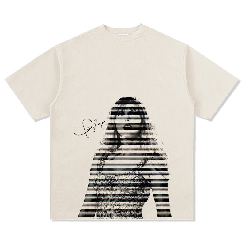 SIGNATURE TAY TAY TEE