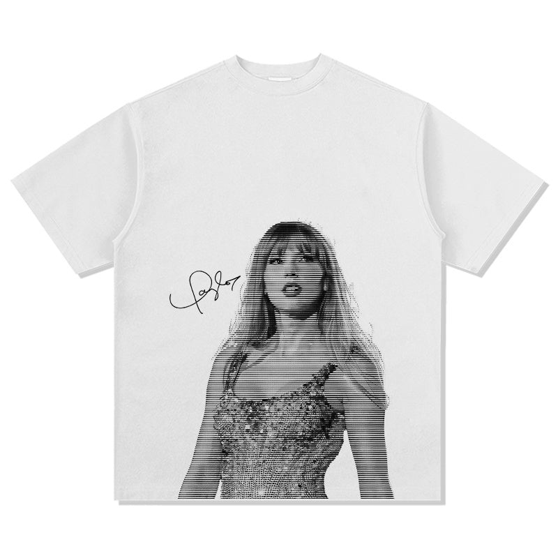 SIGNATURE TAY TAY TEE